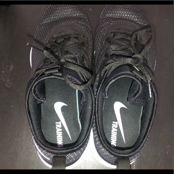 Nike Airmax typha shoes - Picture 4 of 4